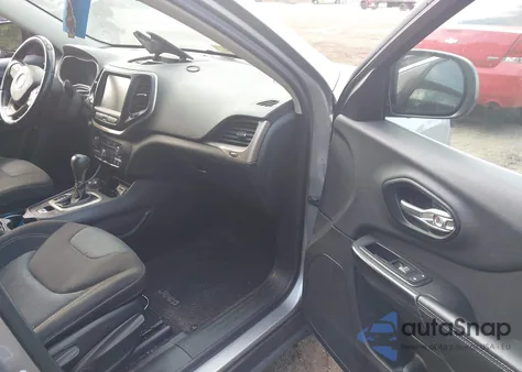 2014 Jeep Cherokee Latitude из США, поврежденный, VIN 1C4PJMCB7EW196698